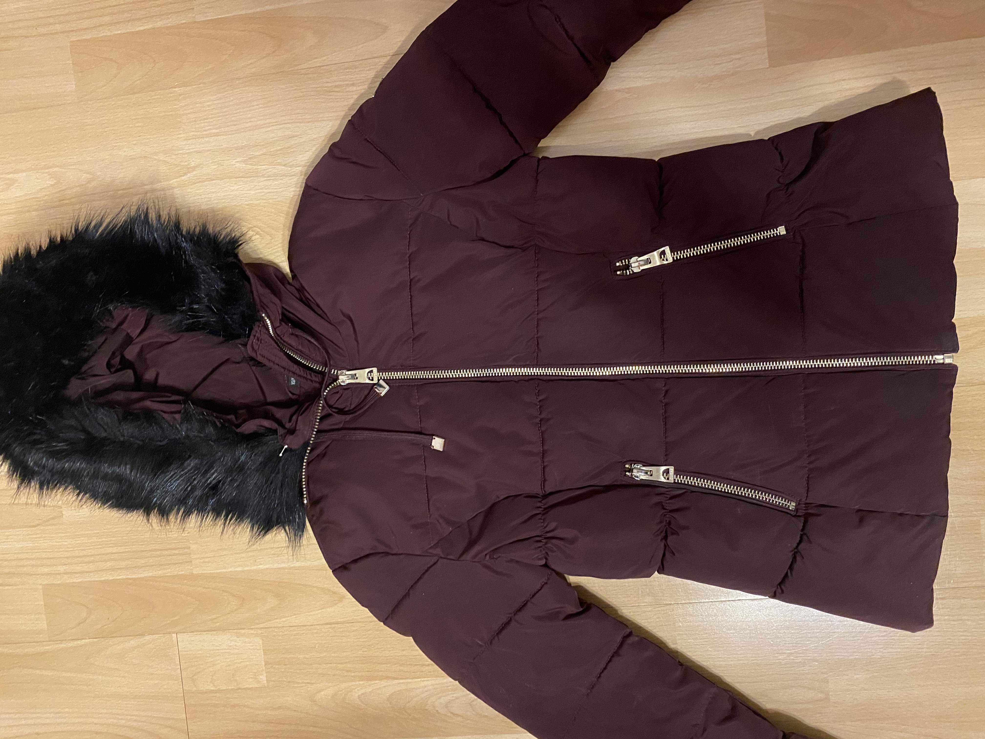Dámská bunda Guess Hooded Puffer Coat